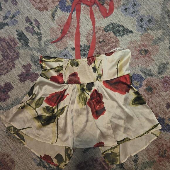 Ecote (Urban Outfitters) Floral Halter Top 🌹 - Picture 2 of 5